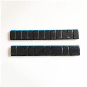 Черная палка на колесных весах